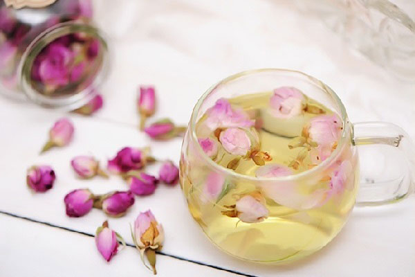 دمنوش گل رز برای آرامش اعصاب و روان