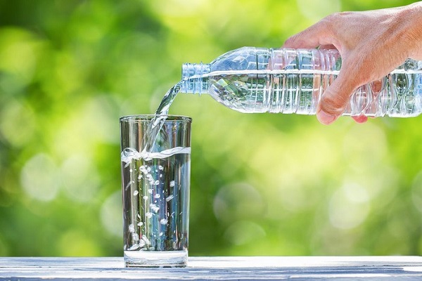 فواید سلامتی آب معدنی