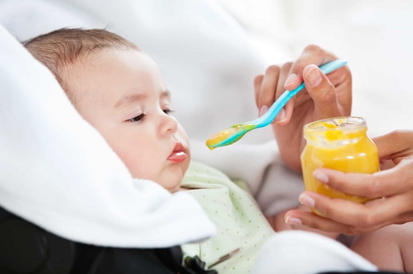آبمیوه‌های مفید برای نوزادان