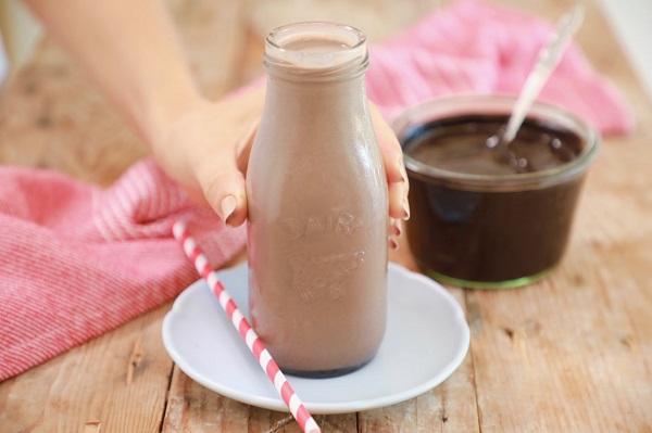 خواص شیر کاکائو برای کودکان