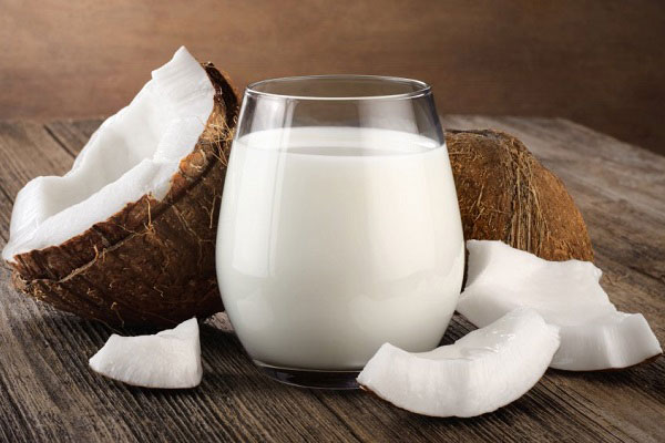 شیر نارگیل؛ جایگزین گیاهی شیر