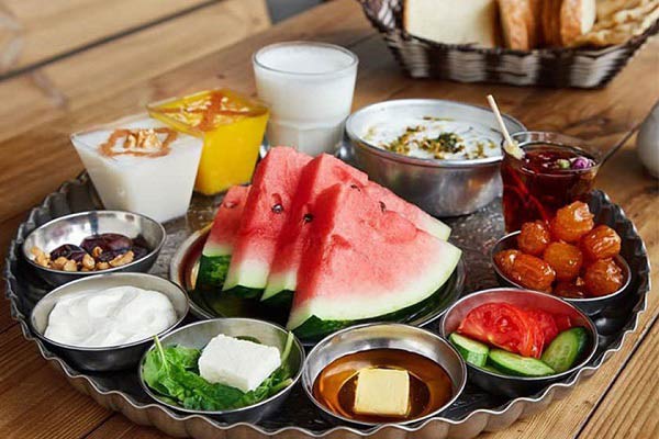 چند توصیه تغذیه‌ای برای ماه مبارک رمضان