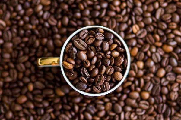 آیا دانه قهوه بدون کافئین هم داریم؟