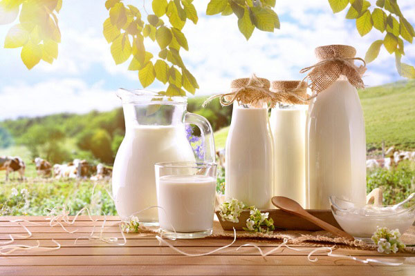 شیر بادام زمینی یا شیر گاو؟