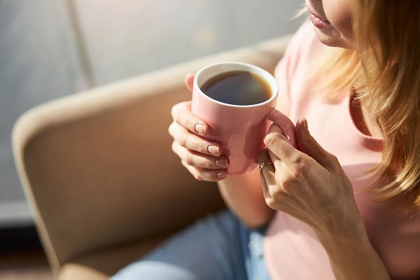 عوارض قهوه برای زنان