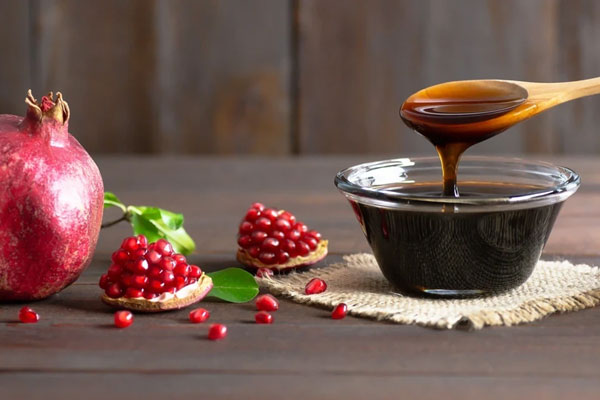 خواص شگفت انگیز رب انار