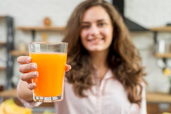 بررسی خواص آب نارنج