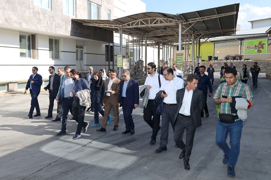 بازدید فعالان بازار سرمایه کشور از هلدینگ عالیس