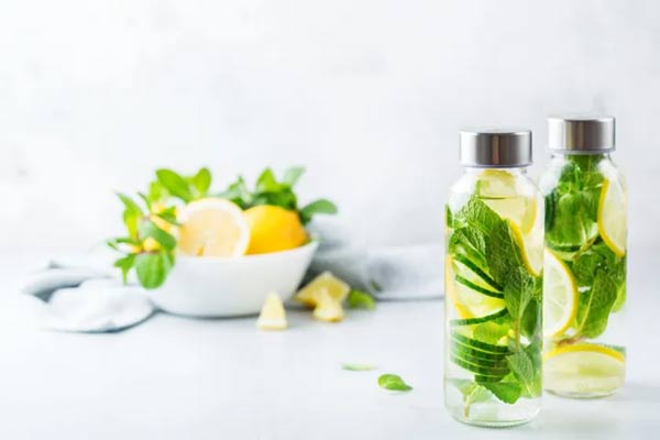 نکات طلایی برای تهیه نوشیدنی خانگی برای درمان فوری کم آبی بدن