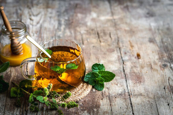 خواص و فواید دمنوش نعناع فلفلی و عسل