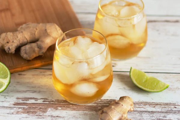 مواد لازم برای تهیه چای سرد هل و زنجبیل